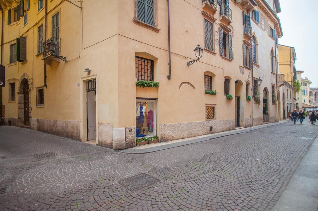Italianflat - La Residenza Del Cantante Verona Eksteriør billede